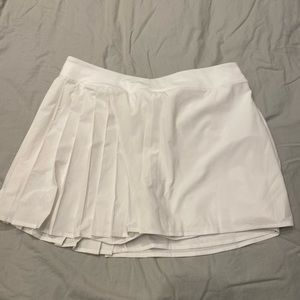 Lululemon Asymmetrical Pleated Tennis Skirt